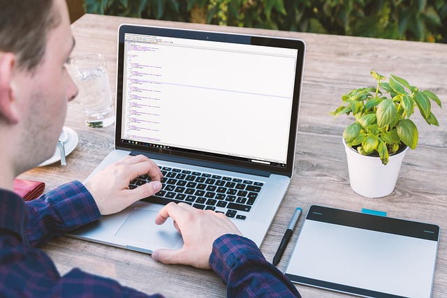 Waarom een website in Rotterdam laten maken?